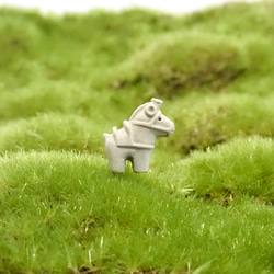 苔テラリウム用フィギュア『ハニワ馬』テラコッタ色or白色 10枚目の画像