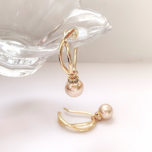 Jouete ジュエッテ シルバー925 イヤーカフ 両耳 Jouete ジュエッテ イヤーカフ シルバー・ゴールド2個セット イヤリング チェーン* パール Jouete ジュエッテ アクセサリー・腕時計 イヤリング・イヤーカフ ゴールド【送料無料】[Rakuten Fashion]  jouete♡クロス ... 2個セット イヤーカフ パール ゴールド