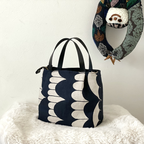⚮̈ミナペルホネン sea lace black かくれんぼトート トートバッグ