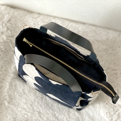 ⚮̈ミナペルホネン sea lace black かくれんぼトート トートバッグ