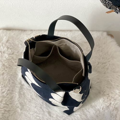 ⚮̈ミナペルホネン sea lace black かくれんぼトート トートバッグ