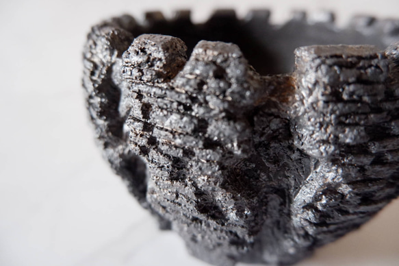 4号黒金彩裂紋鉢857　塊根植物　多肉植物　盆栽　植木鉢　作家鉢　鉢皿　沖縄 2枚目の画像