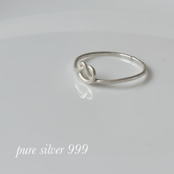 ピュアシルバーSV999 純銀線の結びリング 2枚目の画像
