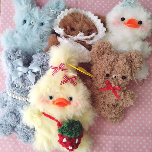 受注完成品❱ リボンといちごバッグ♡可愛い物大好きなアヒルのモール 