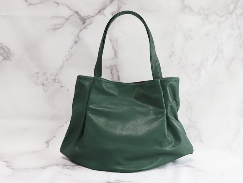 軽量 本革 収納革鞄 Mサイズ(グリーン／ソフトオイルレザー)