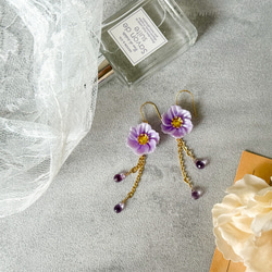 可憐な椿クリップイヤリング アシンメトリー ポリマークレイ オーブン