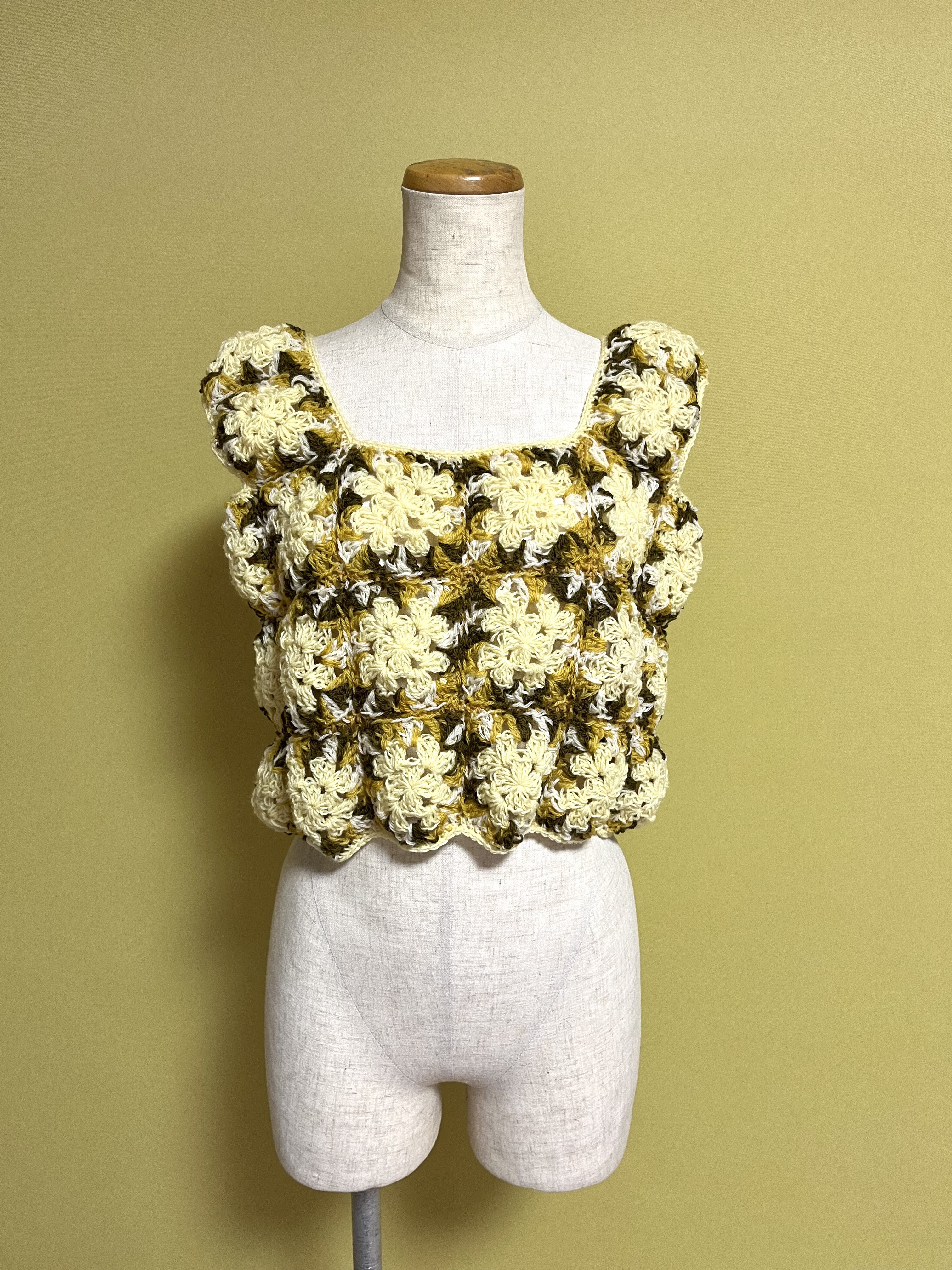 ヴィンテージヤーン　ウールのモチーフベスト