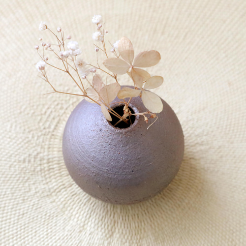 薪窯焼成】赤陶土の焼締一輪挿し 一輪挿し・花瓶・花器 TSUCHI-HANAKI