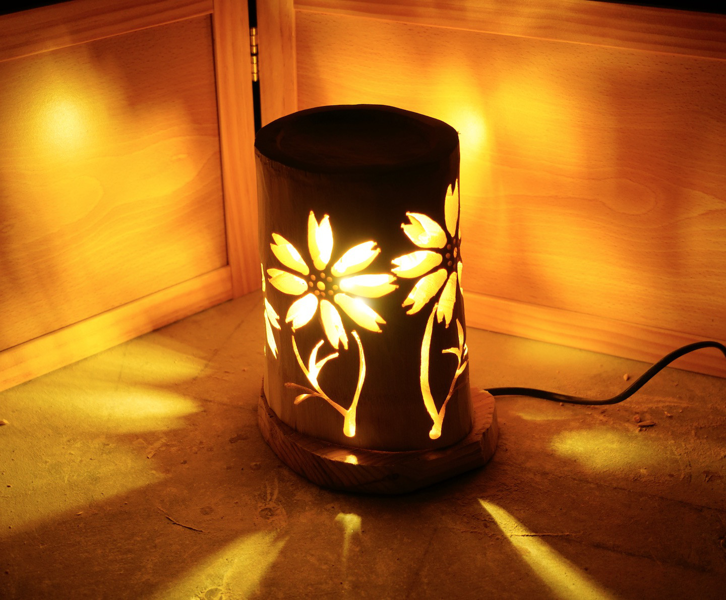 ◆全面彫◆竹灯り・竹あかり・竹灯籠　 ～～ 癒しの灯り ★秋桜畑★～～