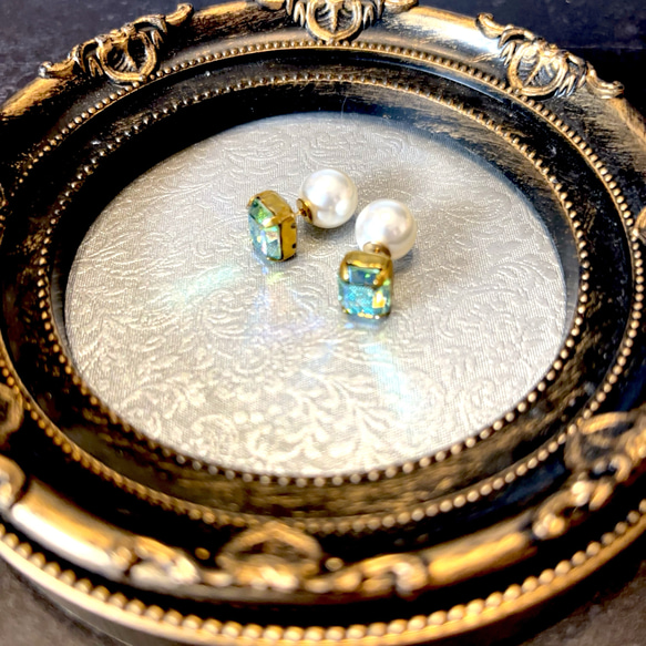 1点物！！煌めく角砂糖の様なアンティークスワロフスキーの一粒ピアス♡パールキャッチを添えて、、、 4枚目の画像