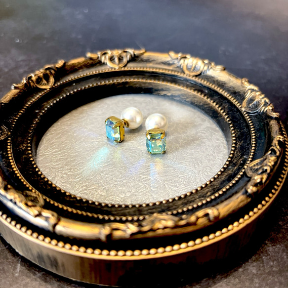 1点物！！煌めく角砂糖の様なアンティークスワロフスキーの一粒ピアス♡パールキャッチを添えて、、、 1枚目の画像