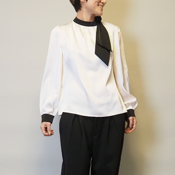新作2025❤︎M/Lサイズ選べるバイカラーパフスリーブ斜めリボンの  