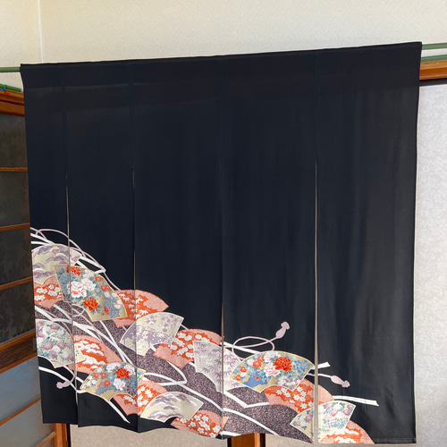 着物リメイク暖簾ーのれん、花柄、鳳凰、横〜121–丈〜119,1点物