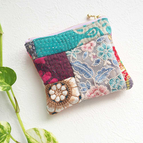 SALE【限定1点】 カンタキルト・インドリボンのパッチワークポーチ