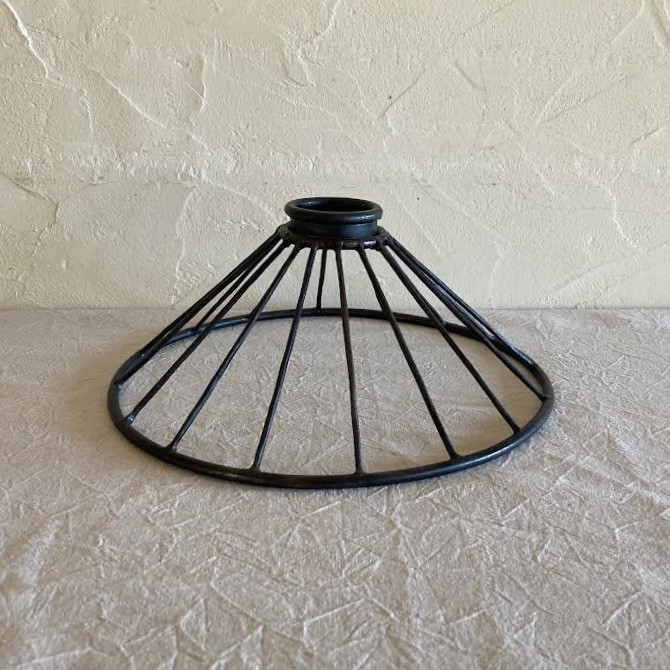 【美品】フランスヴィンテージ アイアンの持手 布シェードランプ[3108] フランスから届いたミューラーテーブルランプ、アールヌーヴォー