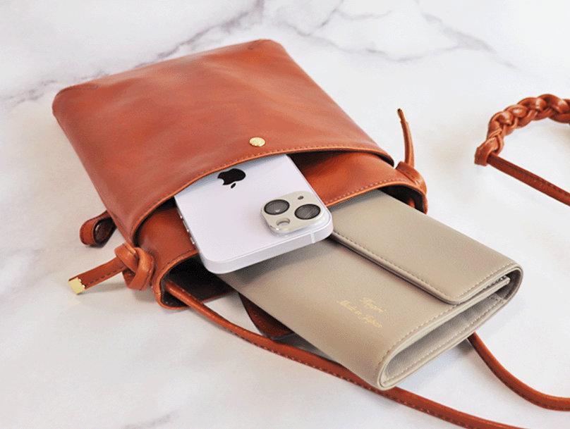 本革 ポシェット Mサイズ(キャメル／オイルレザー)