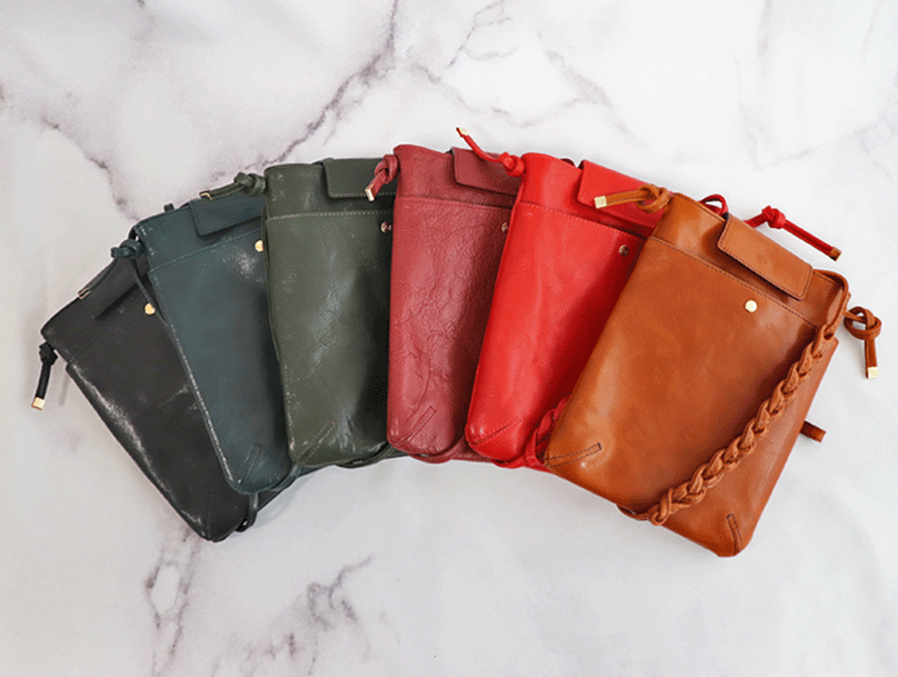 本革 ポシェット Mサイズ(キャメル／オイルレザー)