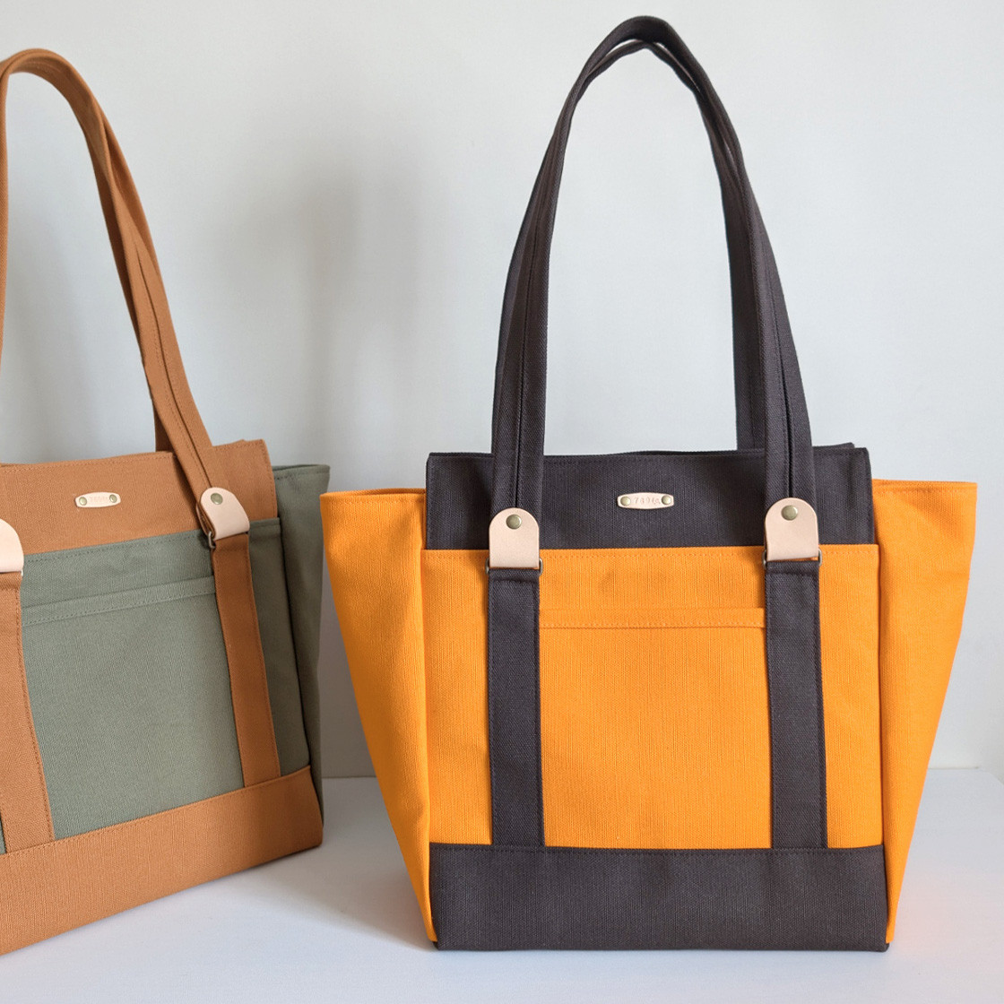 【769ｆ.ｃ.選べる♪Mサイズ】バイカラートート(ダークブラウンタイプ)