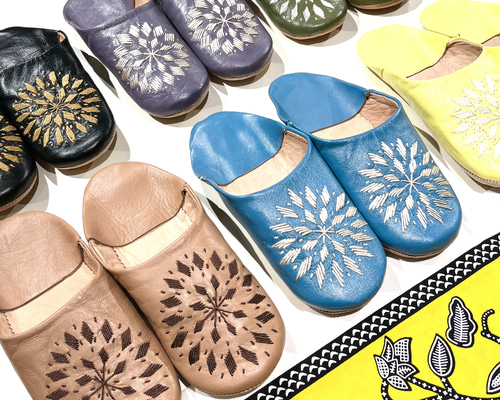 刺繍バブーシュ／モロッコの羊革スリッパ スリッパ・ルームシューズ