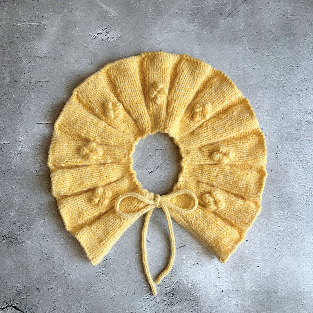 COLLAR-002　　　　　　　　　　　　　　　　　　　　　　　　　　　　　　　　　　　　　　　　　　手編みのえりまき