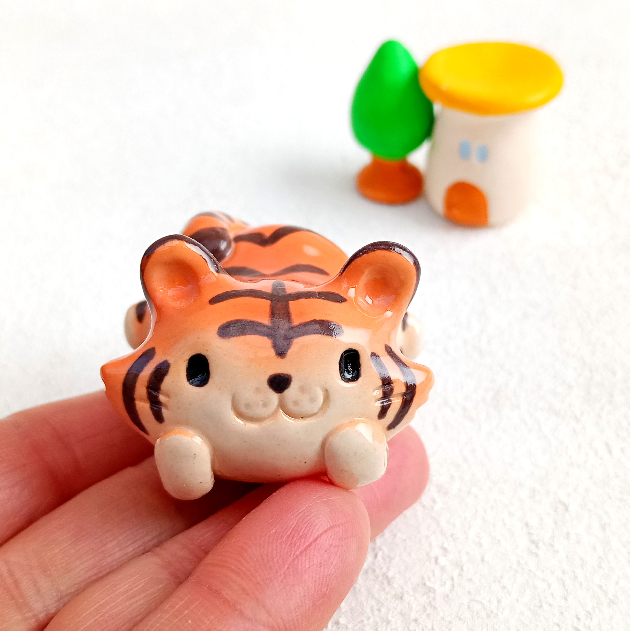 トラのペンレスト　動物の陶器　在庫1点