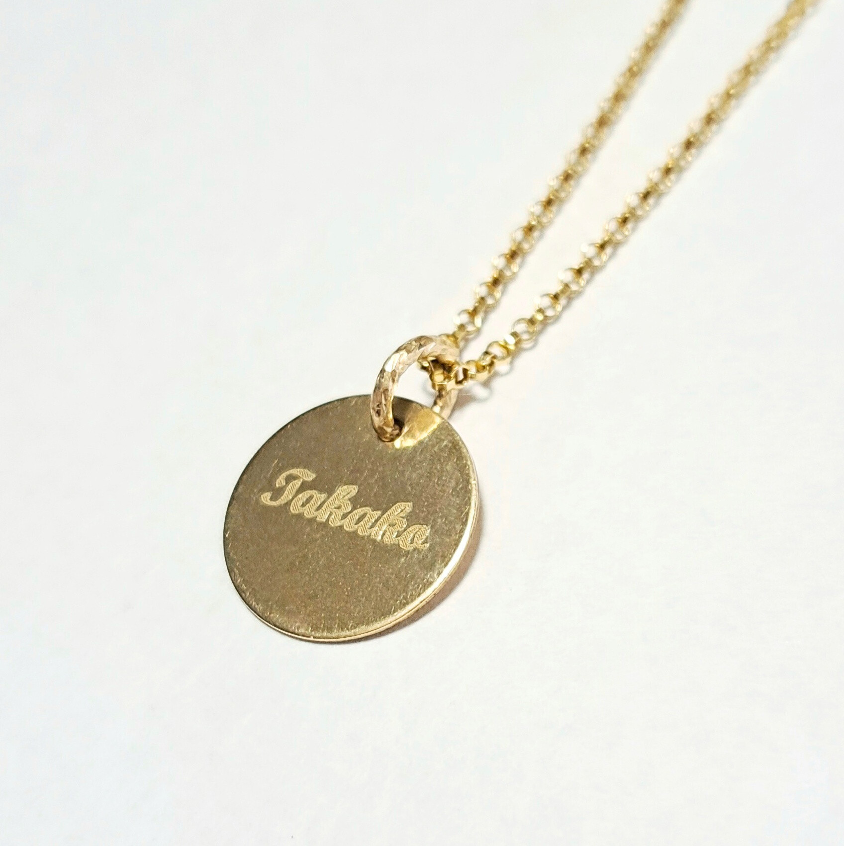 ネームプレートネックレス