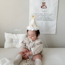 《お花*名入れパーティーハット》花冠　王冠　誕生日　ベビークラウン　ハーフバースデー　花かんむり　100日祝い　帽子 8枚目の画像