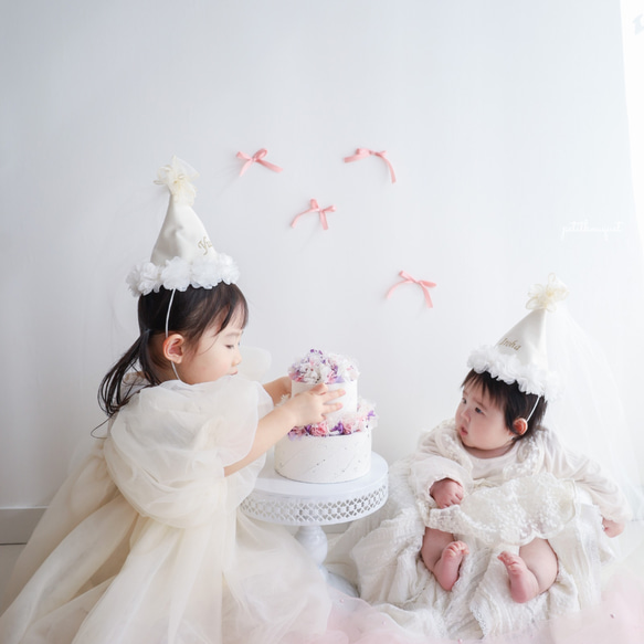 《お花*名入れパーティーハット》花冠　王冠　誕生日　ベビークラウン　ハーフバースデー　花かんむり　100日祝い　帽子 2枚目の画像