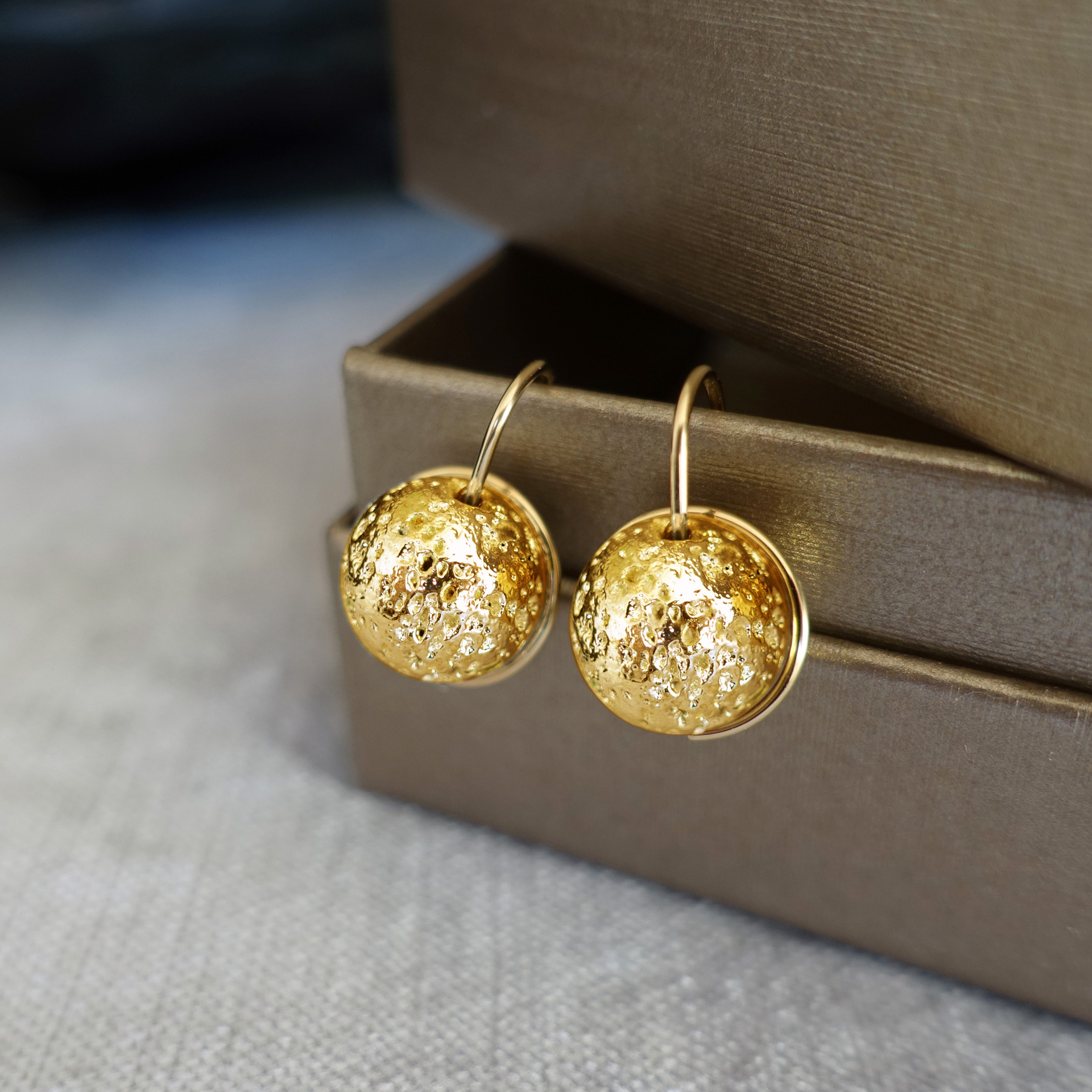 K14gf sphere ピアス/ gold lava