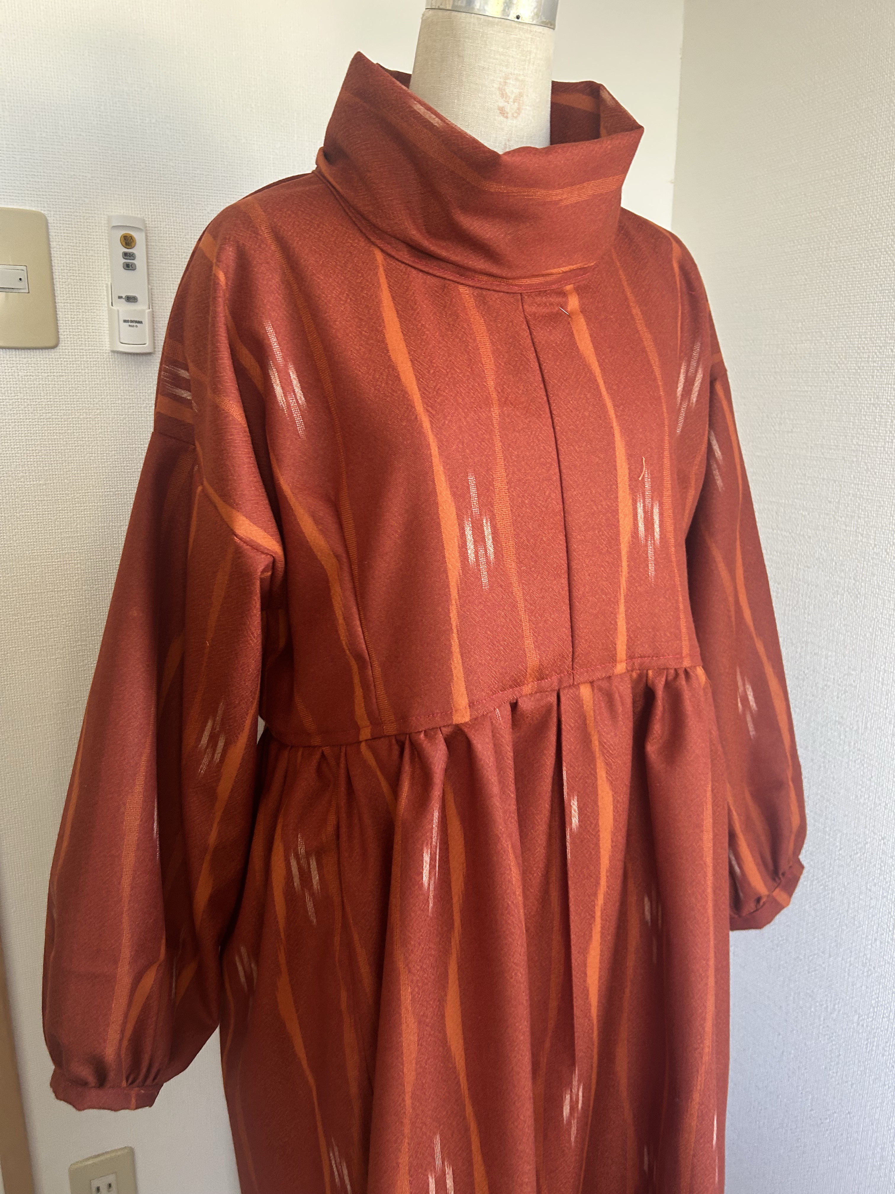 着物リメイク　ネル　タートルネックワンピース