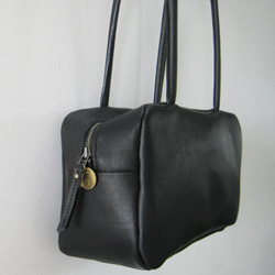 スモールボストン　ブラック　本革製　ボストンバッグ 4枚目の画像