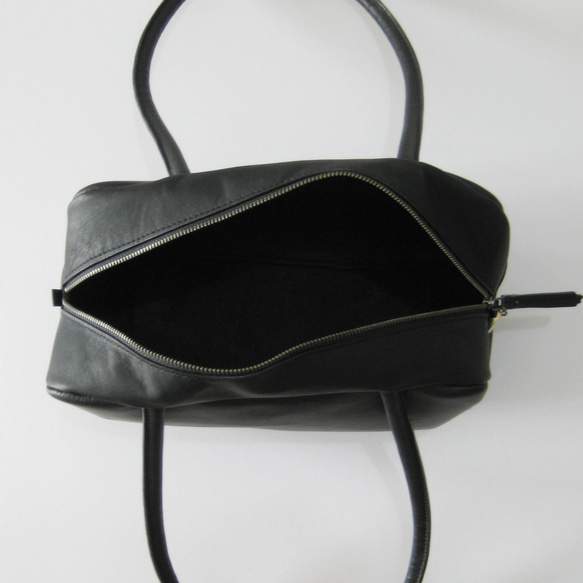 スモールボストン　ブラック　本革製　ボストンバッグ 5枚目の画像