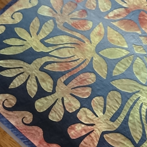 ナウパカが踊るぷっくりかわいいハワイアンキルト その他インテリア