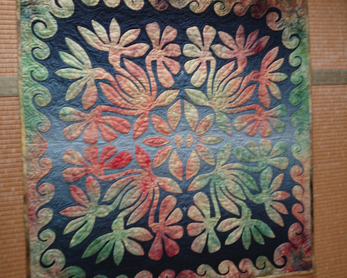 ナウパカが踊るぷっくりかわいいハワイアンキルト その他インテリア