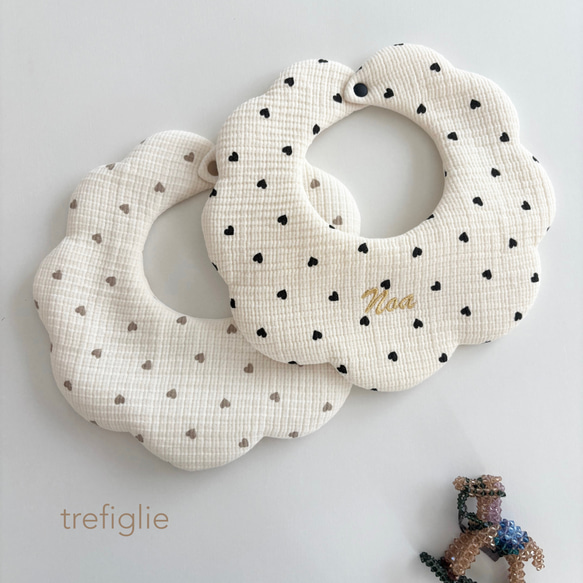 もくもくスタイ　パイル生地【ハート】【名入れ】2色展開　1枚1100yen もくもくスタイパイル生地【ハート】【名入れ】2色展開1枚1100yen