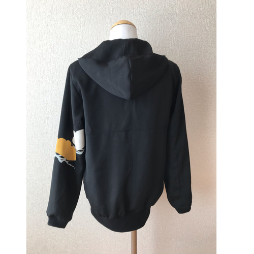 99 ☆黒留袖☆着物リメイク ☆レディースM☆ブルゾンパーカー