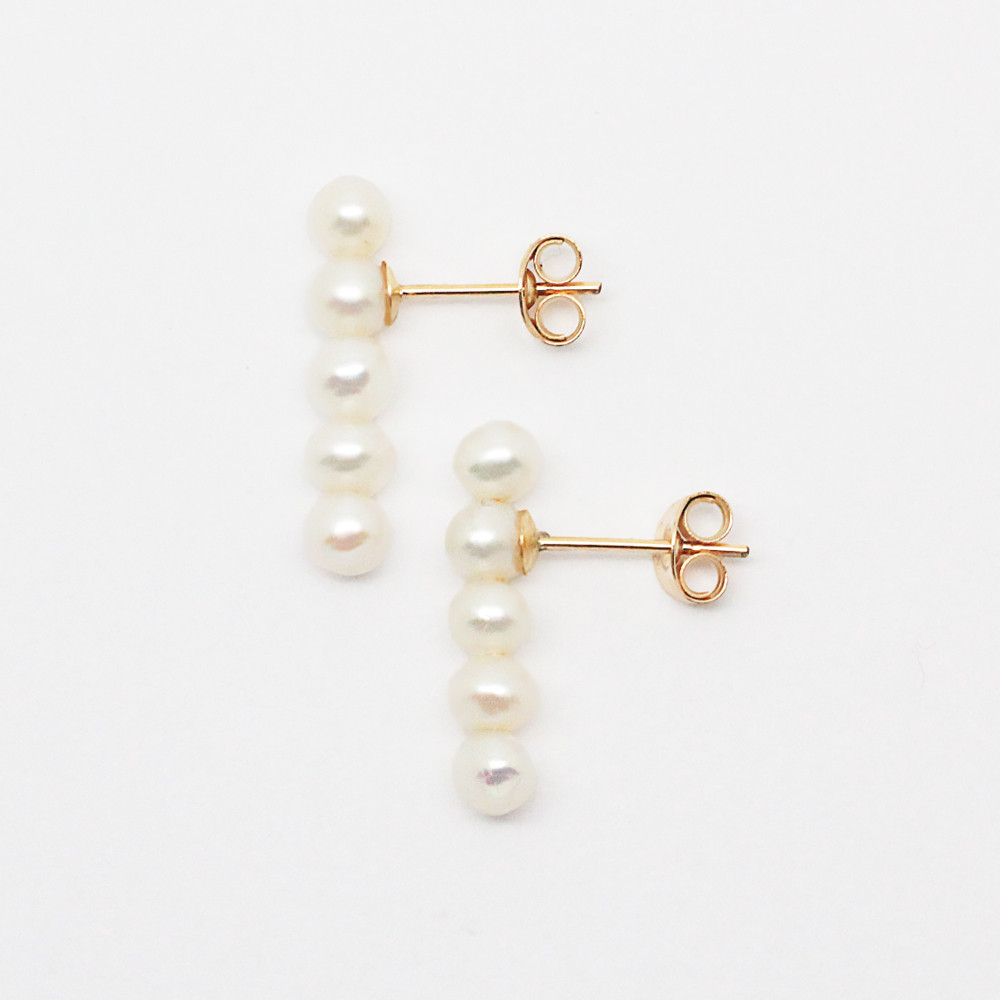 【淡水パール】5粒パールスタッドピアス　K14GF　P1608