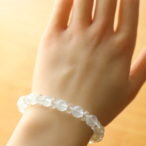 ☆スーパープレミアムブレス☆宝石品質：ゴシェナイト（ホワイトベリル