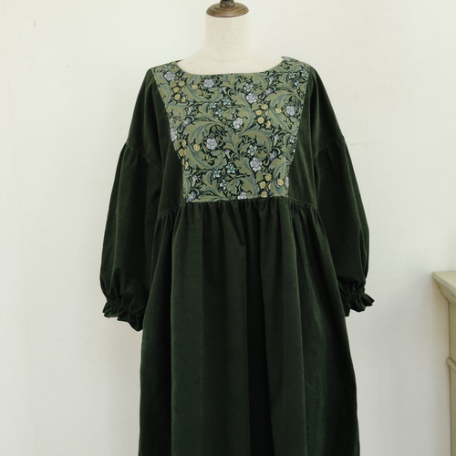 ウィリアムモリス×コーディロイ ギャザーワンピース ダークグリーン