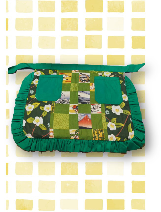 浪漫 フリルエプロン日本の景色とお茶