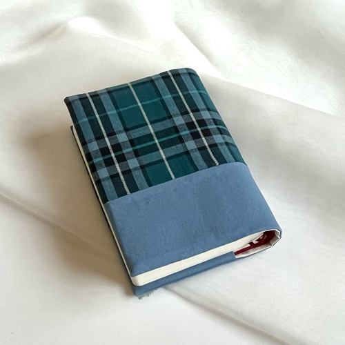 7種類から選べる＆豊富なサイズ対応！タータンチェック×無地の小型（A6