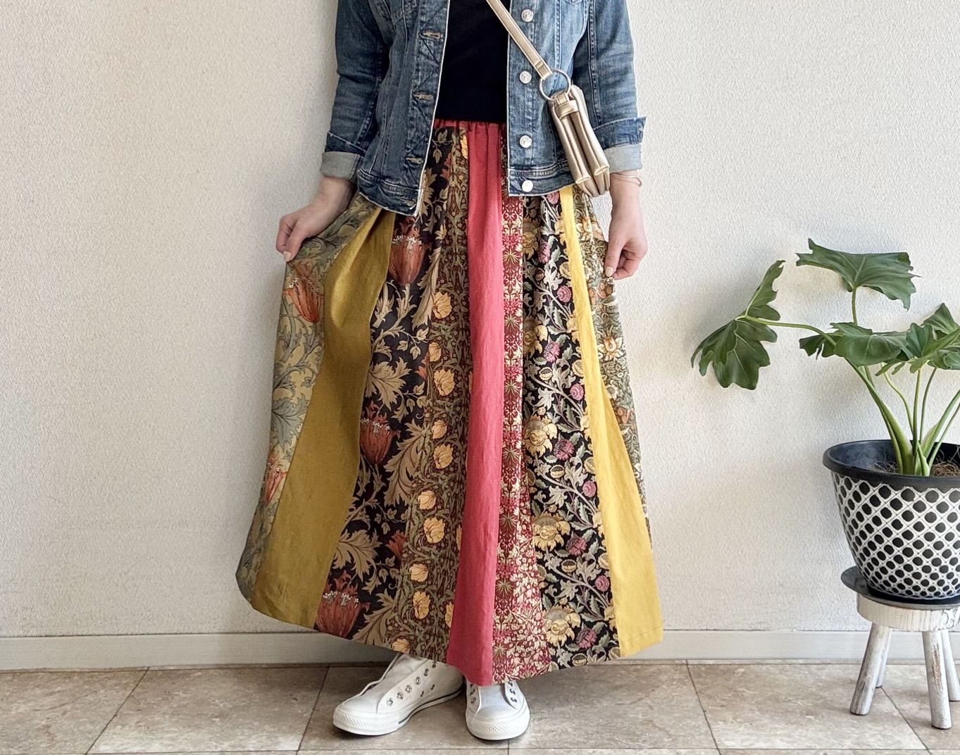 handmadeウィリアムモリス生地パッチワークティアードスカートfree 即納・送料無料】ウィリアムモリスの華やぎパッチワークスカート
