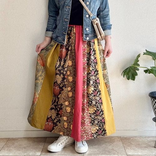 handmadeウィリアムモリス生地パッチワーク ティアードスカートfree　A 即納・送料無料】ウィリアムモリスの華やぎパッチワークスカート
