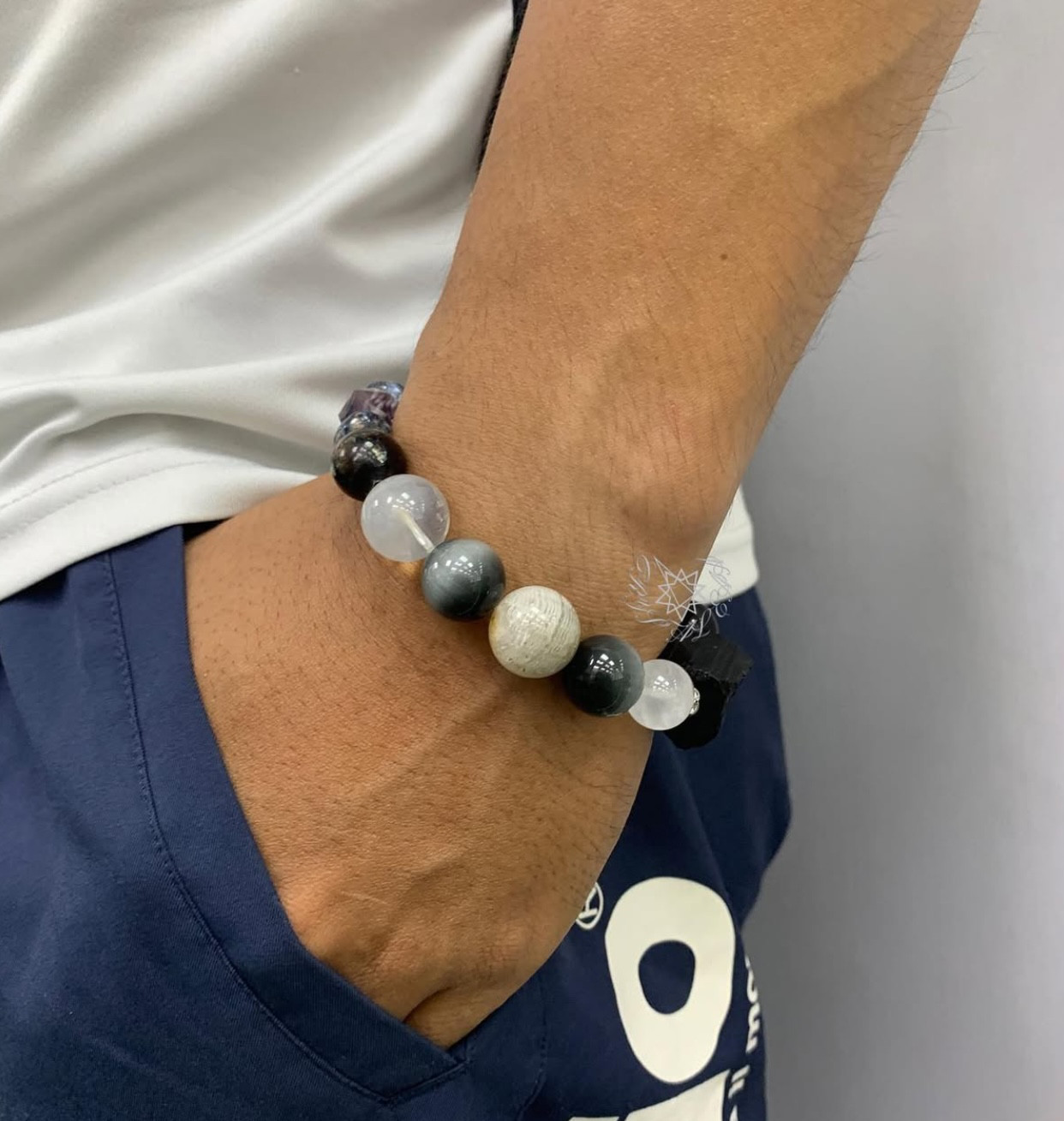 Crystal.EAA メンズ クリエイティブジュエリー バクーデザイン イエローゴースト ブラック グランドマザー イーグルア