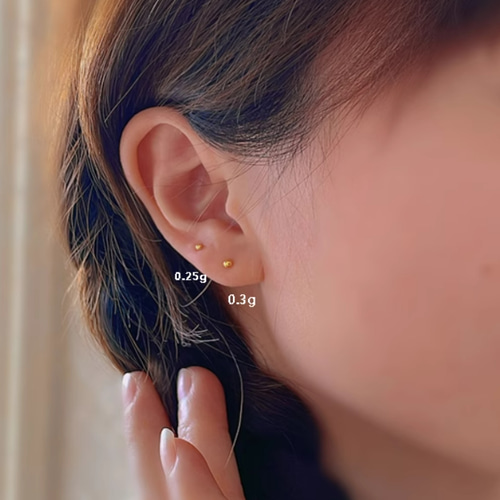 ゴールドの球体デザイン片耳用ピアス 凛 RIN ボディピアス 軟骨 14G 16G 18G 24金 24K ワンタッチ ビーズ