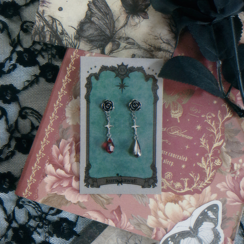 薔薇の雫ピアス / ゴシック gothic 薔薇 グランジ アンティーク