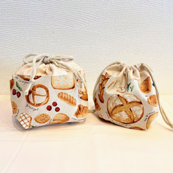 お弁当袋＆コップ袋　2点セット　＼入れやすい広口／　おいしいパン柄　入園入学グッズ 1枚目の画像