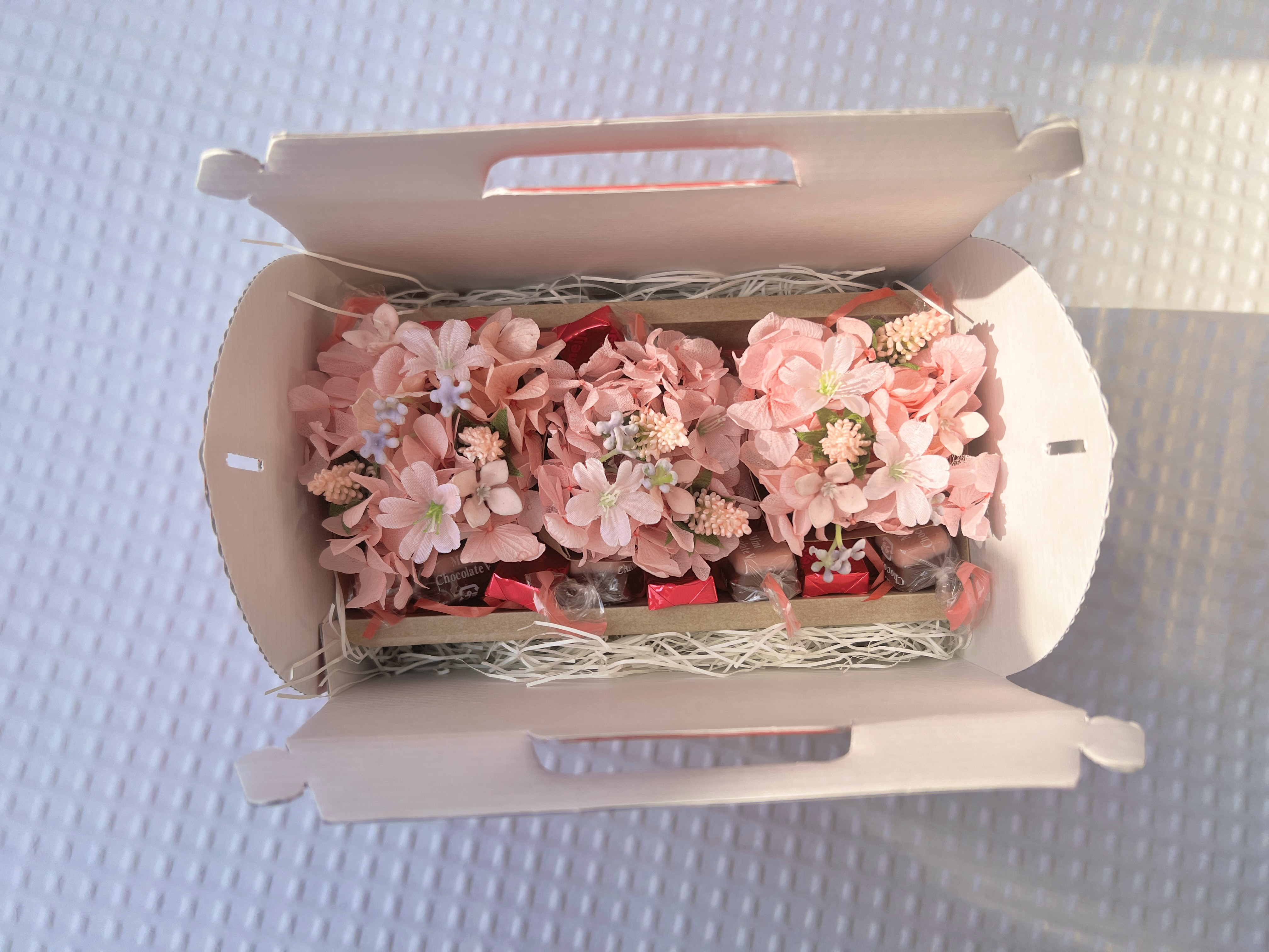 フラワーカップケーキ❣️詰め合わせBOX❣️