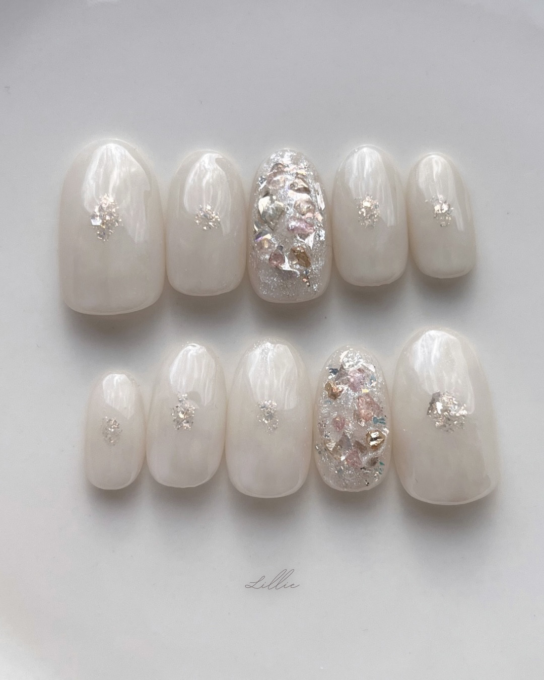 〔 新作 〕white nuance bijou ネイルチップ ホワイトネイル ニュアンスネイル ブライダル 結婚式