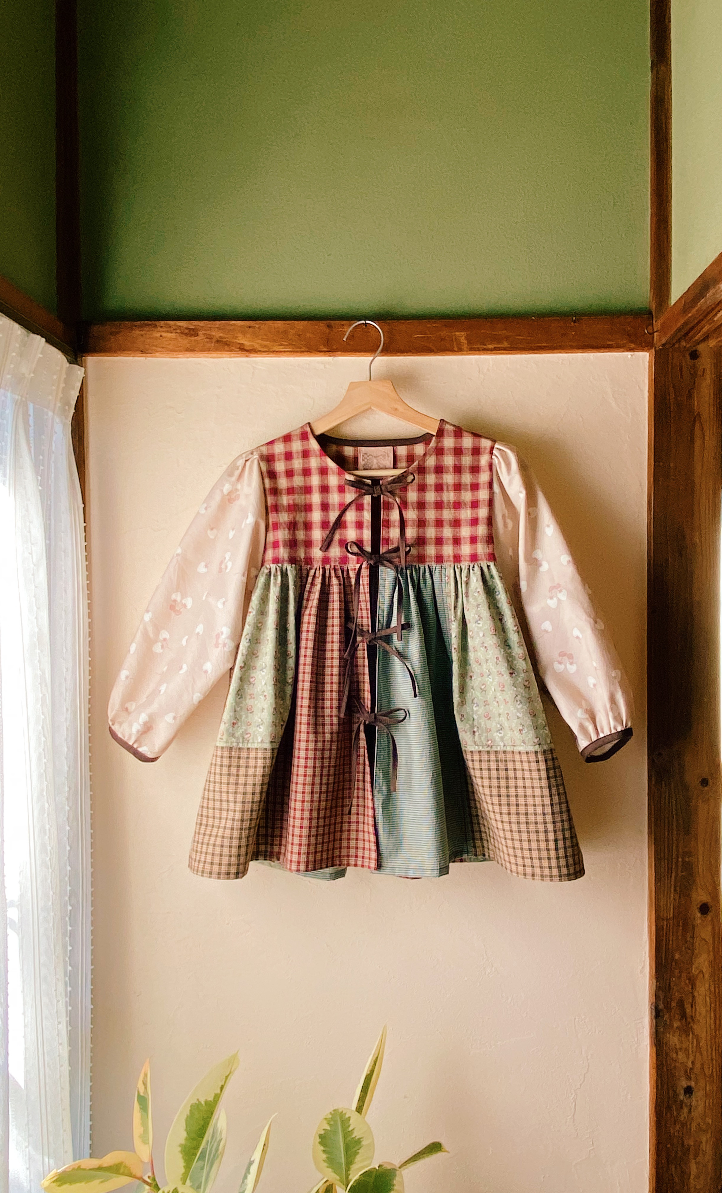 パッチワークギャザーブラウス